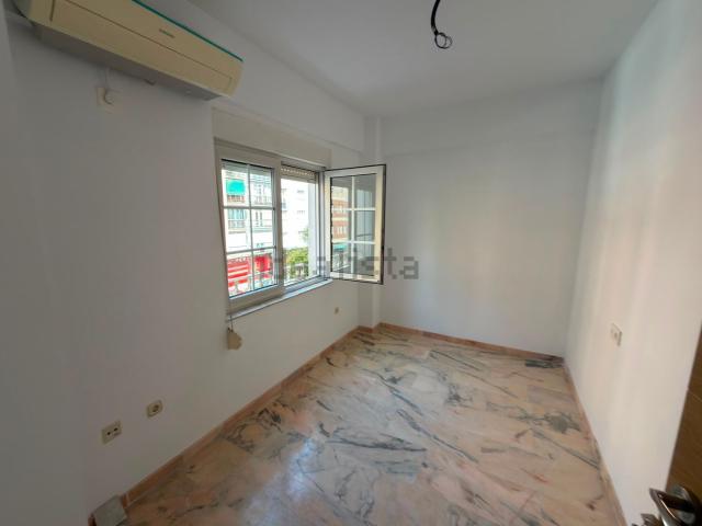 Piso, Ronda Arabial, Granada