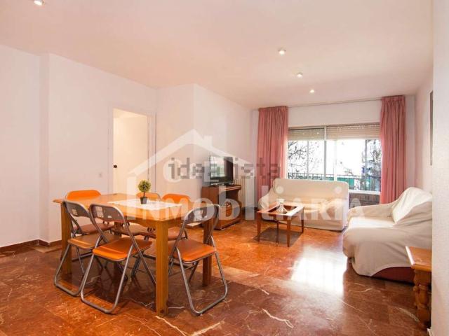 Piso, Ronda Arabial, Granada