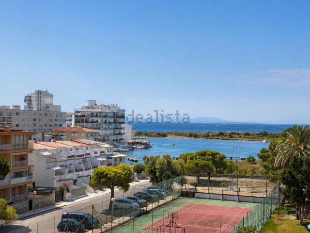 Piso, Roses