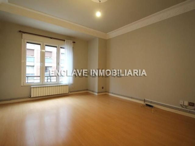Piso, Salesas Foncalada Campoamor, Oviedo