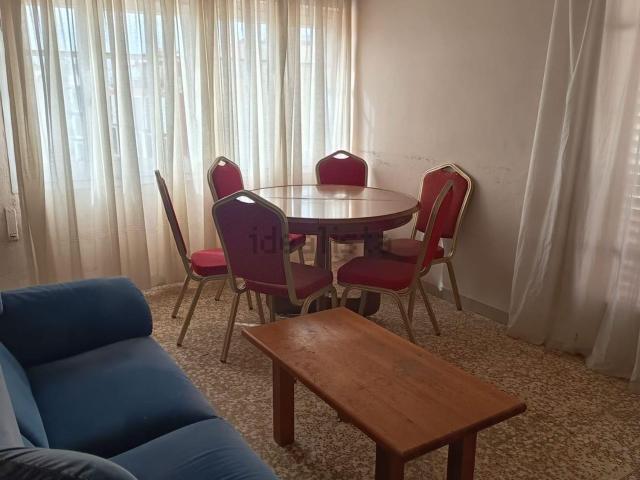 Piso, Sant Carles de la Rápita