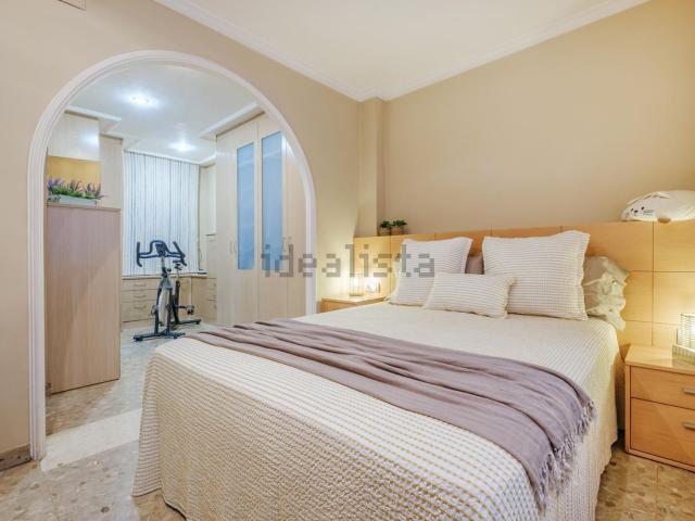 Piso, Sant Boi de Llobregat