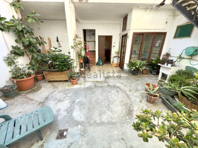 Piso, Sant Boi de Llobregat
