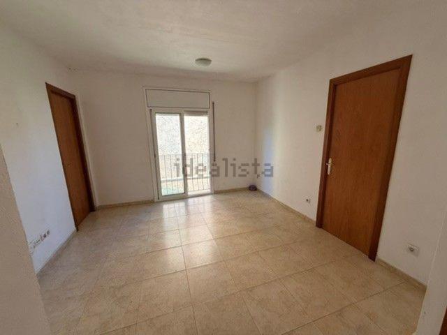 Piso, Sant Iscle de Vallalta