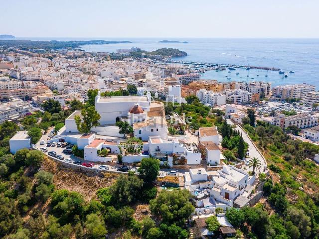 Piso, Santa Eulalia del Río