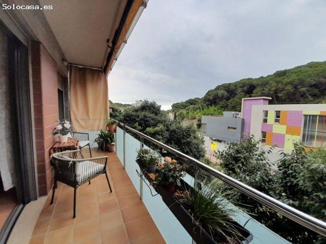 PISO SEMINUEVO CON PARKING INCLUIDO EN EL PRECIO, VISTAS A MAR Y MONTAÑA!