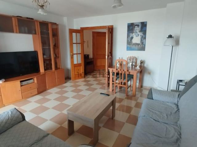 Piso, Sierra de Estepona Avda de Andalucia, Estepona
