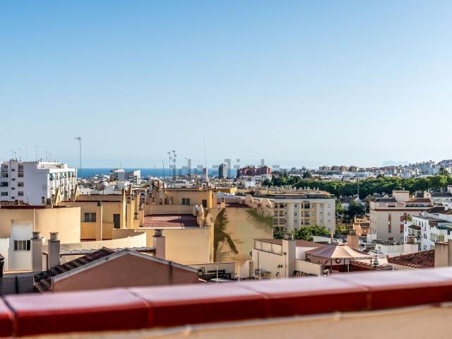 Piso, Sierra de Estepona Avda de Andalucia, Estepona