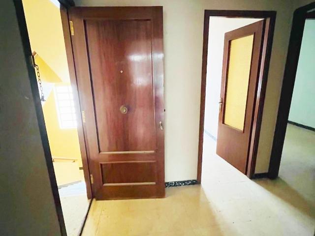 Piso sin ascensor para reformar en Catabois