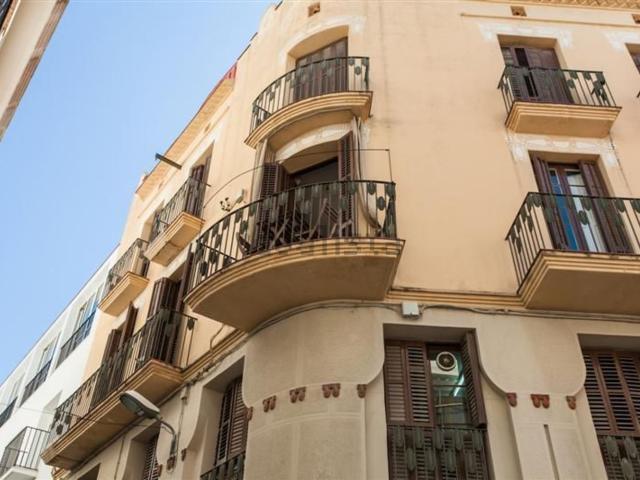 Piso, Sitges