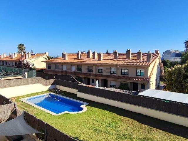 Piso, Sitges