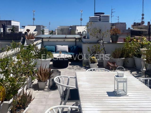 Piso, Sitges