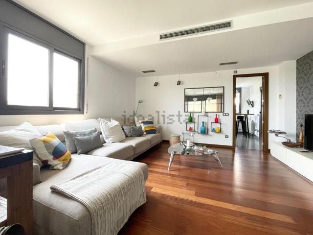 Piso, Sitges