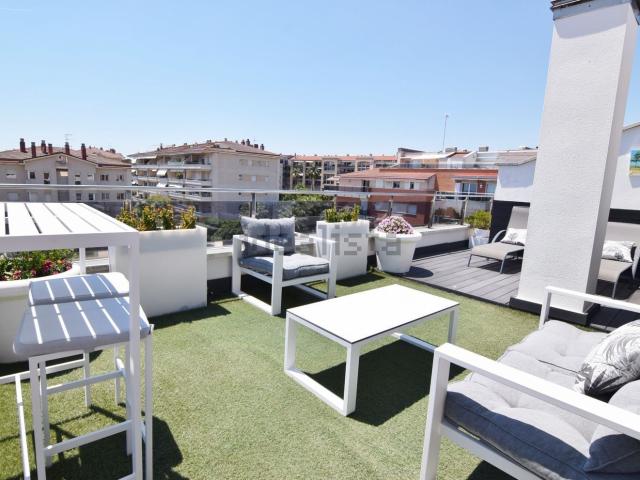 Piso, Sitges