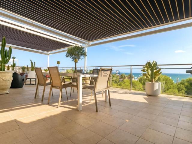 Piso, Sitges