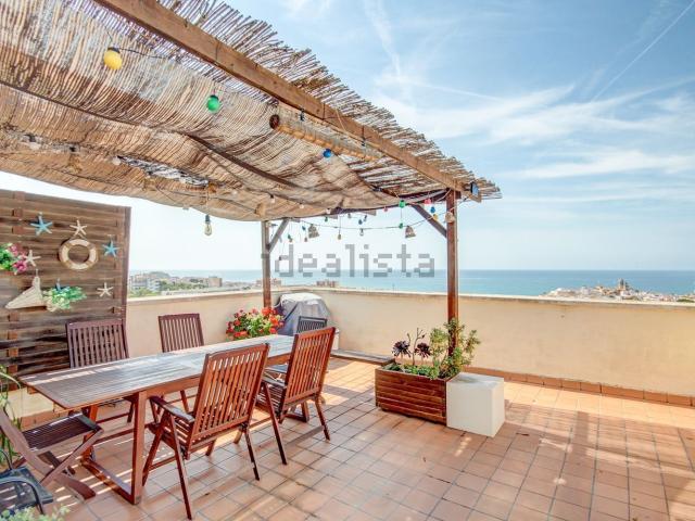 Piso, Sitges