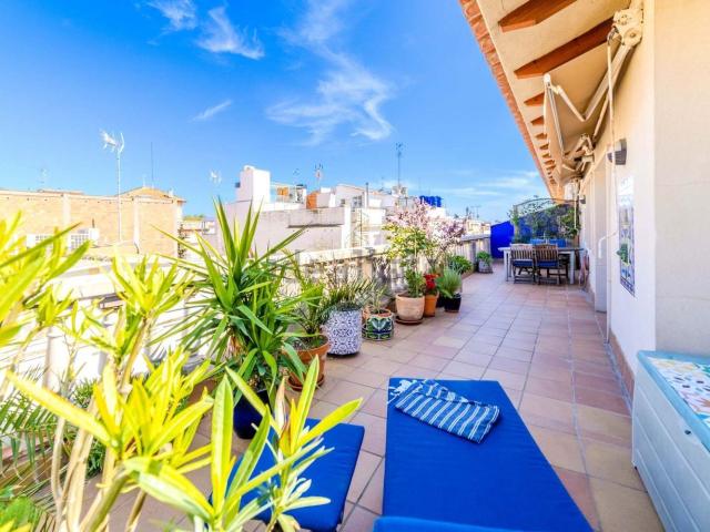 Piso, Sitges