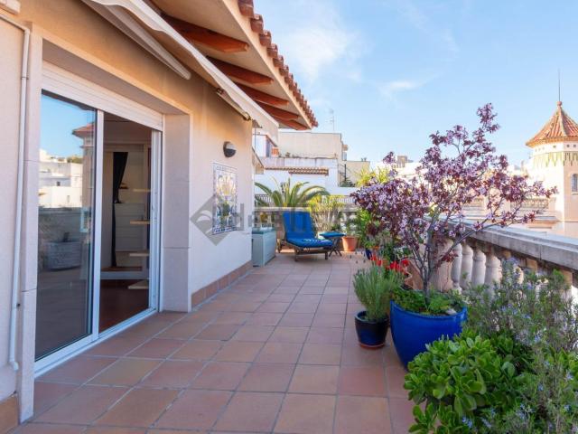 Piso, Sitges