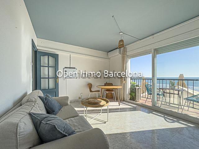 Piso, Sitges