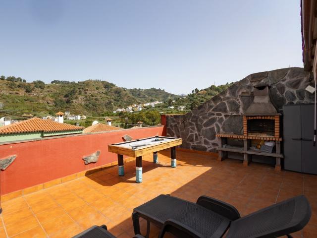 Piso, Teror