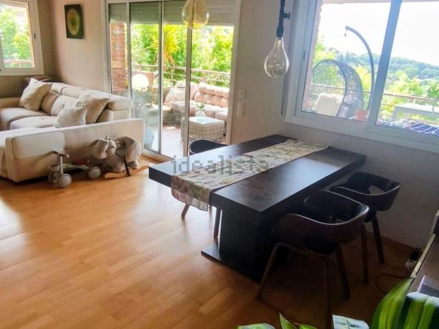 Piso, Tiana