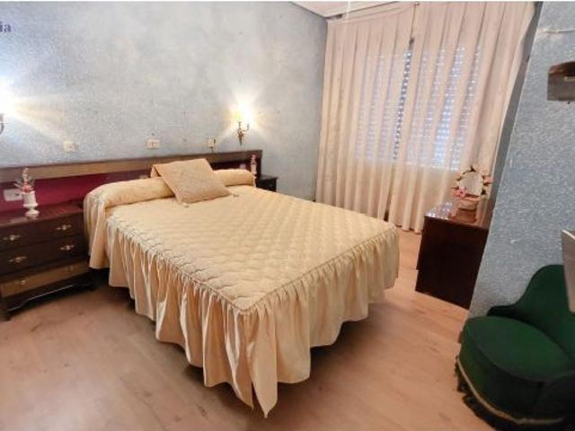 Piso tipo Ático en Venta en el Corazón del Casco Antiguo de Logroño por solo €180,000