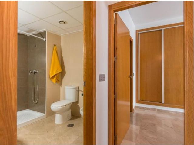 Piso tipo dúplex, 4 dormitorios y garaje en Príncipe de Asturias