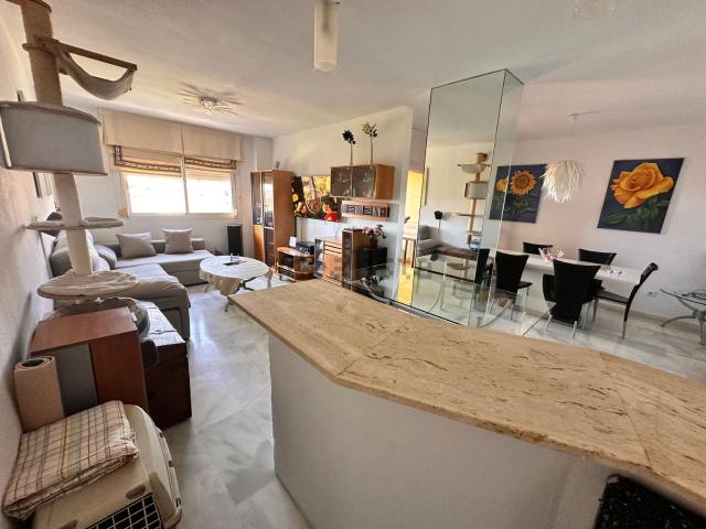 Piso, Torremolinos