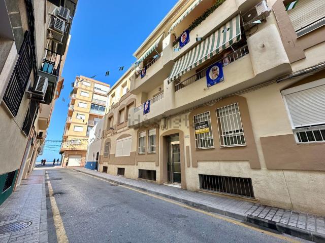 Piso, Torrenueva Costa
