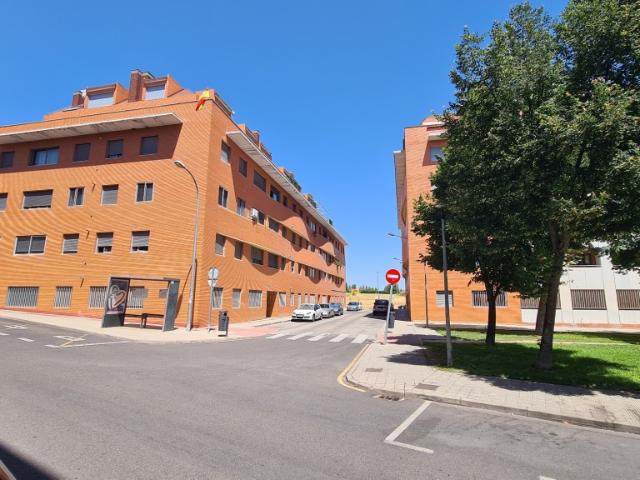 Piso totalmente reformado con terraza de 20 m² en san jose obrero