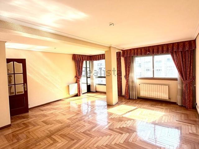 Piso, Travesía de Vigo San Xoán, Vigo