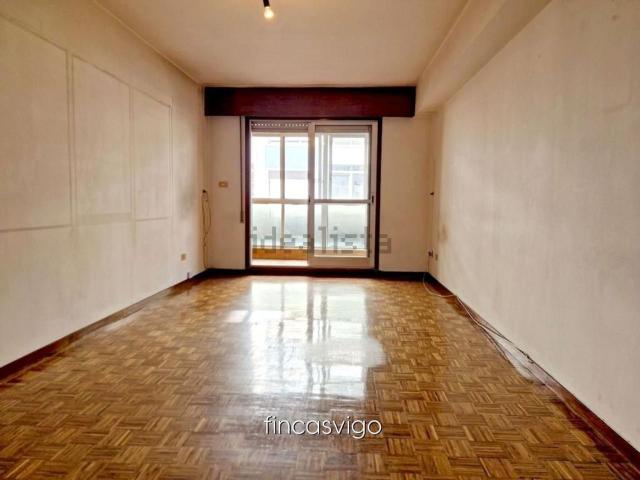 Piso, Travesía de Vigo San Xoán, Vigo