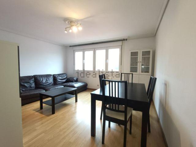 Piso, Travesía de Vigo San Xoán, Vigo