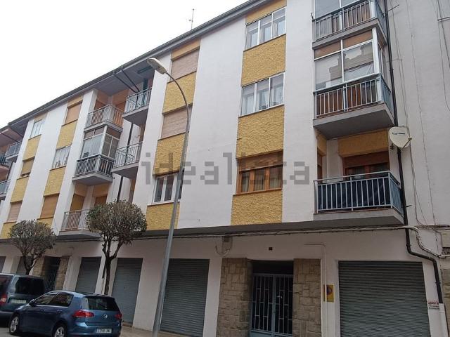 Piso, Universidad, Jaca