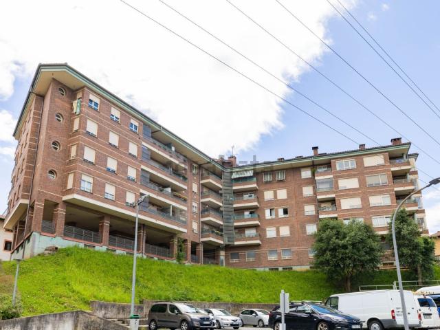 Piso, Urnieta