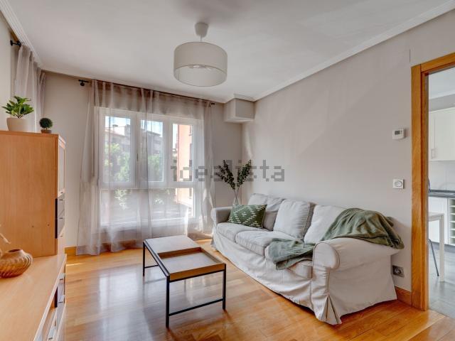 Piso, Urnieta