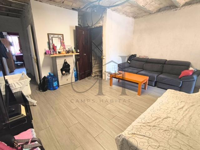 Piso, Vallirana