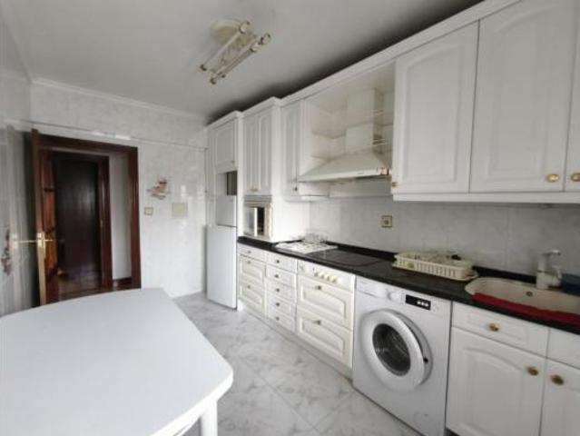 Piso Venta Muskiz, Cobaron