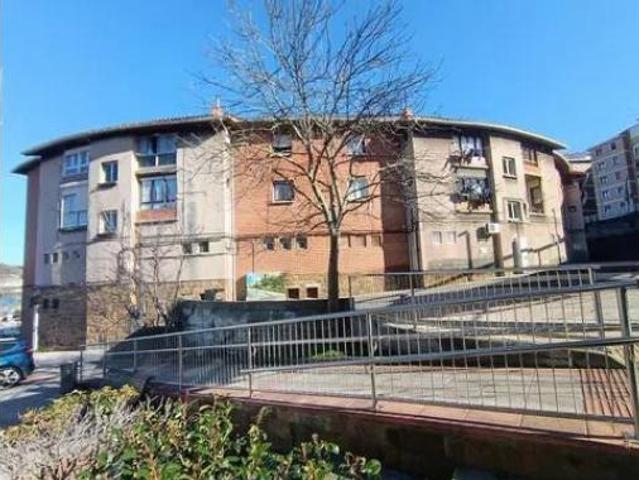Piso Venta Muskiz, Cobaron