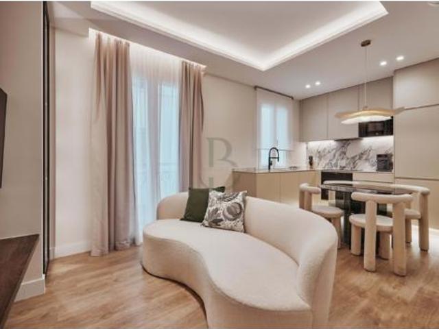 Piso Venta Madrid Capital, Lista