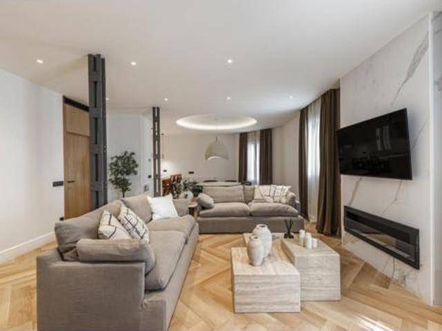 Piso Venta Madrid Capital, Lista