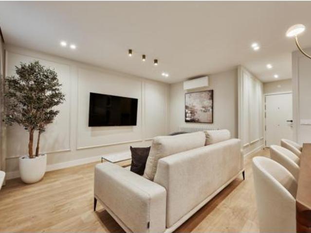 Piso Venta Madrid Capital, Lista