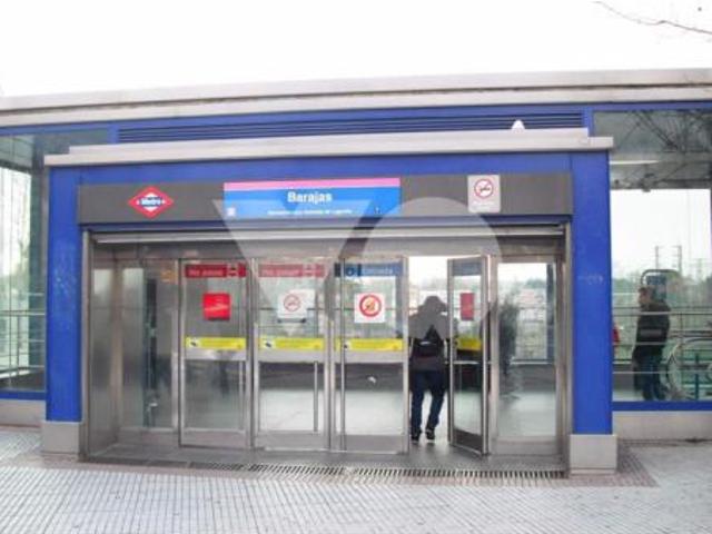 Piso Venta Madrid Capital, Timón