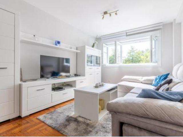 Piso Venta Oleiros, Dorneda