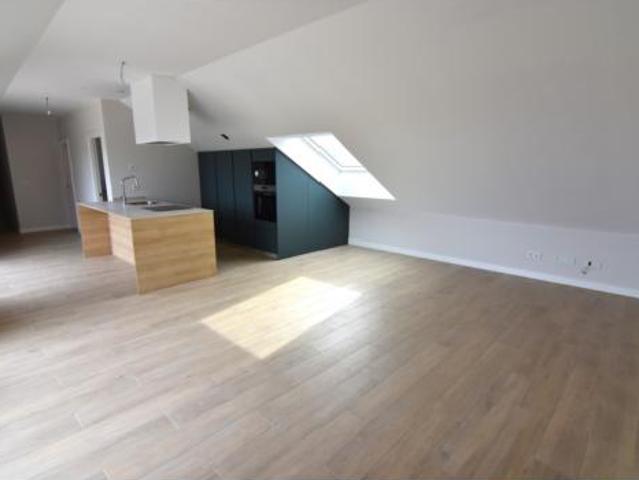 Piso Venta Oleiros, Núcleo