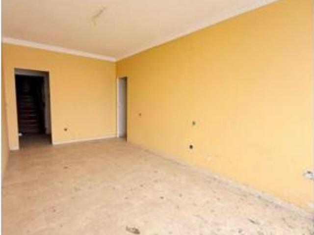 Piso Venta Algeciras, San Bernabé