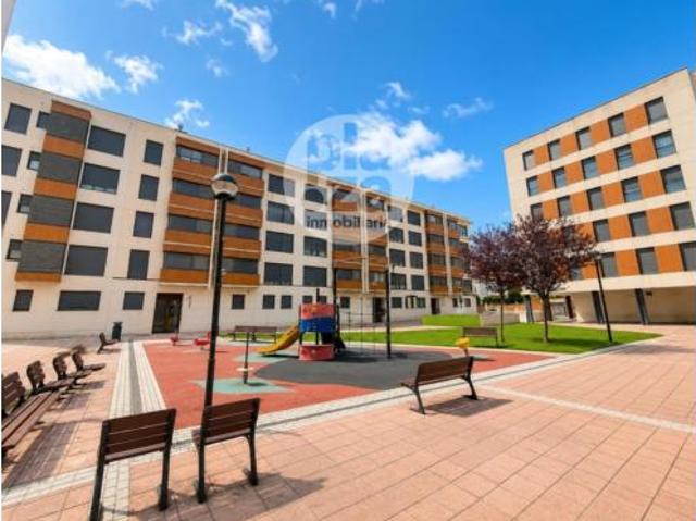 Piso Venta Burgos Capital, Plaza Vega San Pedro de Cardeña