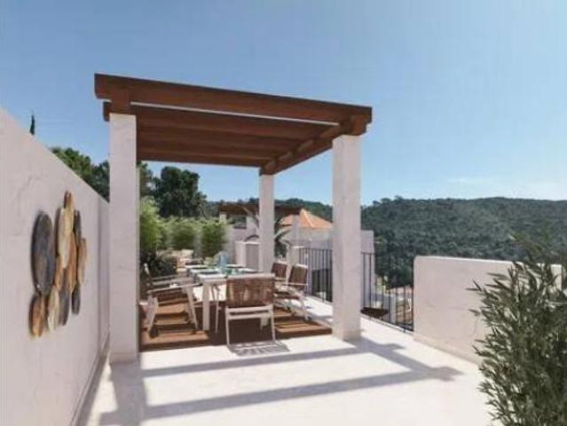 Piso Venta Benahavís, Núcleo