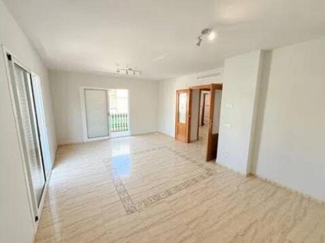 Piso Venta Canals, Canals