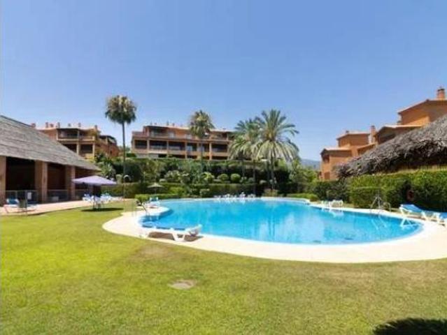 Piso Venta Estepona, El Paraíso Atalaya Benamara